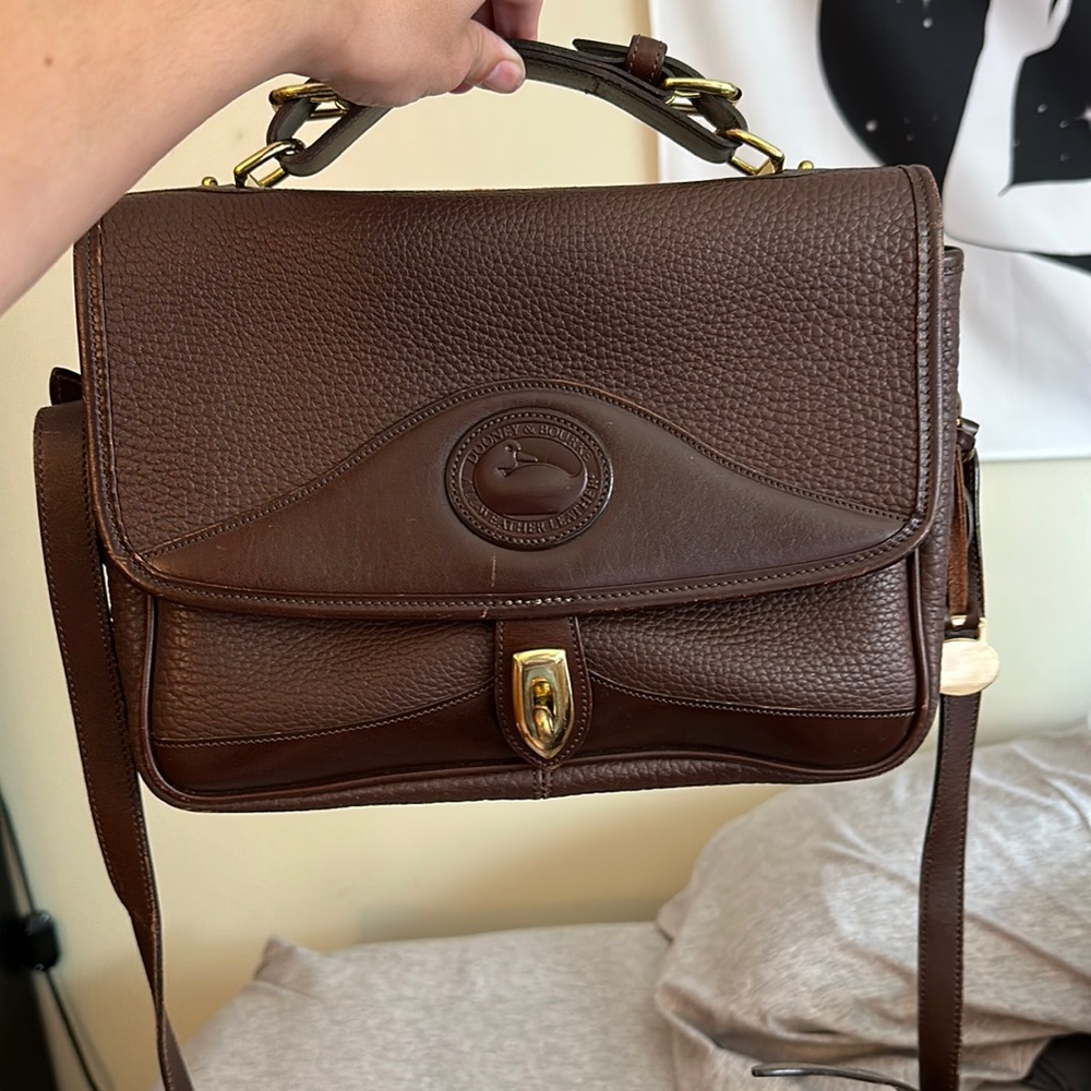 DOONEY & BOURKE Vintage All Weather Brown Leather Crossbody Bag/Purse